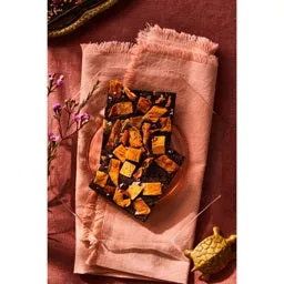 SPRING & MULBERRY - PURE DATE, SUTHUM COCOA BEANS, CACAO BUTTER CHOCOLATE BAR
